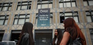 Universidad de Valparaíso implementa Centro de Apoyo a la Matrícula
