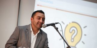 Escuela de Ingeniería Informática inaugura año académico con conferencia sobre juegos educativos para la enseñanza de software