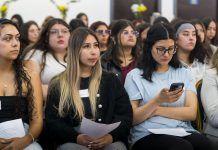 Promover el liderazgo femenino en la UV: jornada “Mujeres en Ingeniería” reúne a estudiantes de primer año y cursos superiores