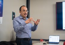 Investigador mexicano expone sobre detección de usuarios de redes sociales que sufren depresión a partir de sus posteos